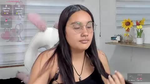Snapshot of caroline_rodriguez_9 chatting on 9, 5, 2026 caroline_rodriguez_9 online show from 9, 5, 2026