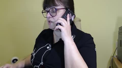 CarolineDream  online show from 10, 10, 2025