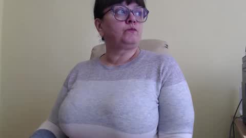 CarolineDream  online show from 30, 10, 2025