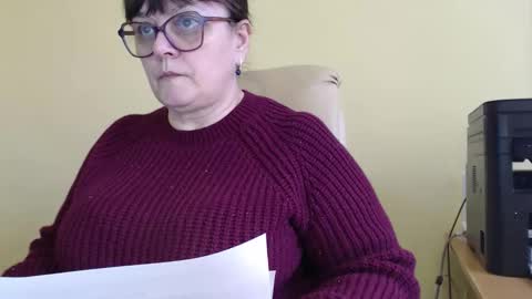 CarolineDream  online show from 12, 11, 2025