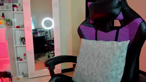 CarolineeGarcia online show from 10, 2, 2026