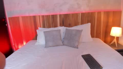 Caroline online show from 17, 11, 2025