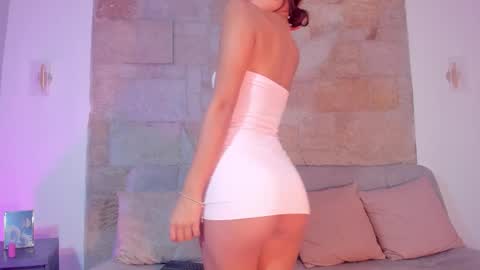 Snapshot of carolineejoness chatting on 1, 3, 2026 Caroline online show from 1, 3, 2026