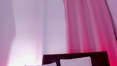 Snapshot of carolinna_ chatting on 11, 2, 2025 carolinna_ online show from 11, 2, 2025