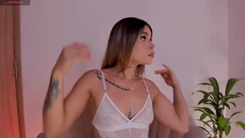 Snapshot of carolinna_ chatting on 12, 1, 2026 carolinna_ online show from 12, 1, 2026