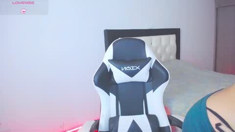 CarolinneFiotti online show from 28, 10, 2025