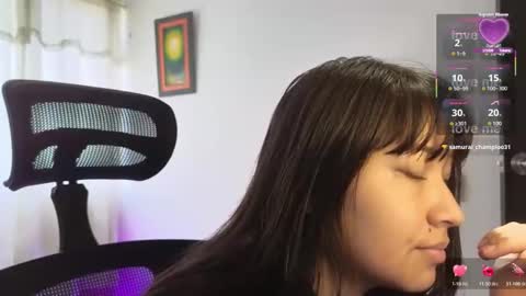 Snapshot of caroll_luna chatting on 30, 10, 2025 kitty online show from 30, 10, 2025