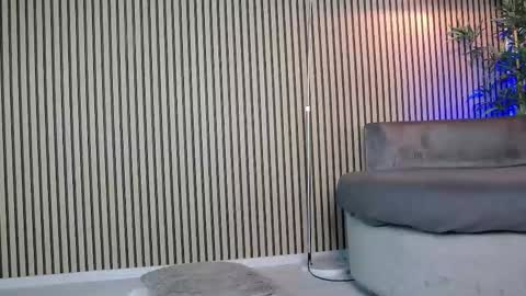 carolynnx online show from 16, 10, 2025