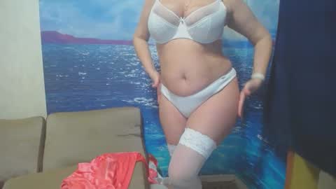 Snapshot of caroncapella chatting on 22, 2, 2025 VicunaCool online show from 22, 2, 2025