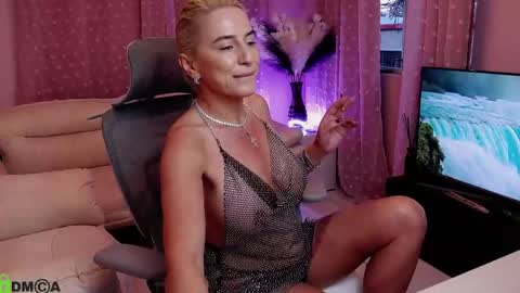 Carrie online show from 20, 4, 2026