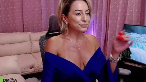 Snapshot of carrielovex chatting on 14, 7, 2026 Carrie online show from 14, 7, 2026