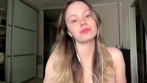 Rozi online show from 28, 6, 2026