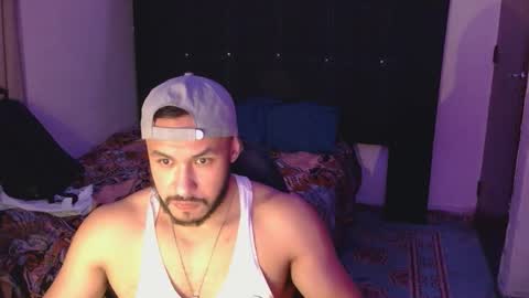      online show from 1, 11, 2025