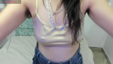 Snapshot of casey_james_ chatting on 2, 4, 2026 CASEY online show from 2, 4, 2026