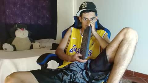 Snapshot of cash_master_san chatting on 2, 12, 2025 Cash Master San online show from 2, 12, 2025