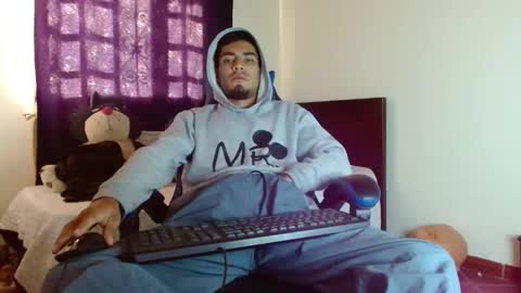 Snapshot of cash_master_san chatting on 19, 12, 2025 Cash Master San online show from 19, 12, 2025