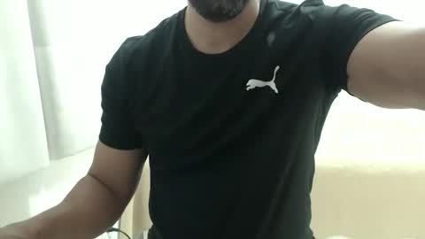 cashmastermuscle77 online show from 9, 1, 2026