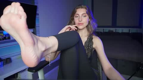Seductress Cassia  FINDOM AND SADISM  NO NUDE online show from 21, 10, 2025