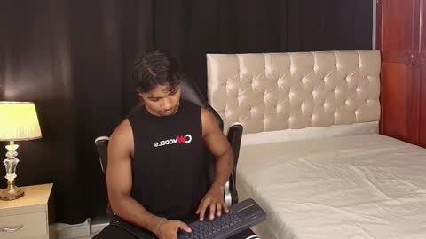 Snapshot of cassian_gold chatting on 22, 2, 2026 CASSIAN GOLD online show from 22, 2, 2026