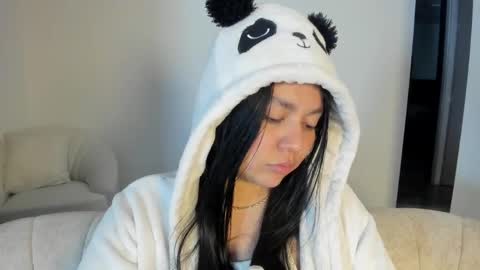 Snapshot of cassie_jones1 chatting on 10, 6, 2026 Cassie Jones online show from 10, 6, 2026