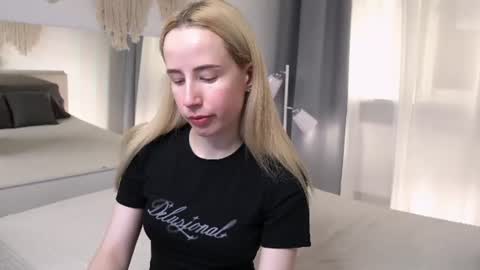 Snapshot of cassie_kelman chatting on 24, 7, 2026 Cassie online show from 24, 7, 2026