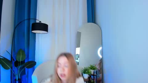 Hello my name is Cassie and my friend Nilo is also here online show from 21, 2, 2025