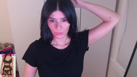 Snapshot of cassiealvarez chatting on 1, 10, 2025 cassiealvarez online show from 1, 10, 2025