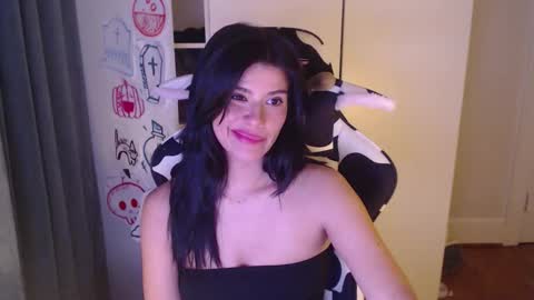 Snapshot of cassiealvarez chatting on 30, 10, 2025 cassiealvarez online show from 30, 10, 2025