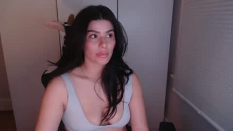 Snapshot of cassiealvarez chatting on 7, 7, 2026 cassiealvarez online show from 7, 7, 2026