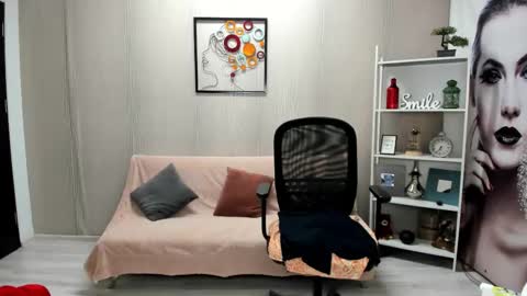 CassieJonas online show from 3, 12, 2025