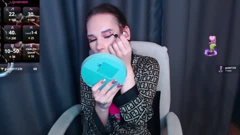 Snapshot of cassiemich chatting on 25, 1, 2025 Cassie online show from 25, 1, 2025