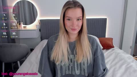 Snapshot of cassietyler chatting on 9, 12, 2024 Angel 3 online show from 9, 12, 2024