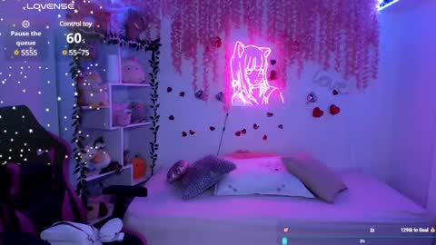 Snapshot of cat_kitty18 chatting on 11, 3, 2025 Lorena Saenz online show from 11, 3, 2025