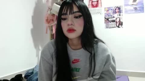 Mila online show from 15, 10, 2025