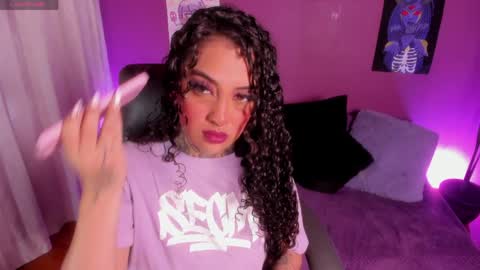 Cata green model independient online show from 27, 3, 2026