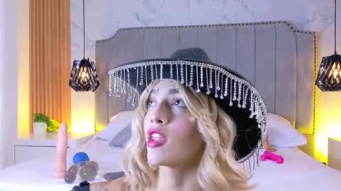Snapshot of cata_muakgb chatting on 25, 4, 2026 Dani online show from 25, 4, 2026