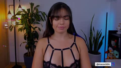 Snapshot of catalella_01 chatting on 21, 9, 2025 MACARENA online show from 21, 9, 2025