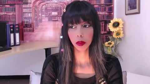 Snapshot of catalella_ar chatting on 23, 9, 2025 Queen Catalella online show from 23, 9, 2025