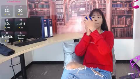 Queen Catalella online show from 1, 12, 2025