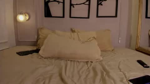 Cataleya online show from 8, 11, 2025