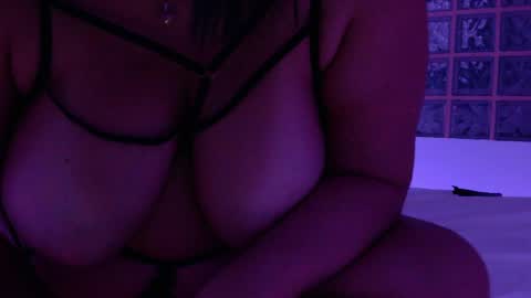 Luna Velvet online show from 15, 5, 2026