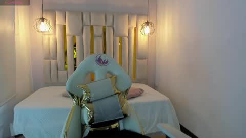 Cataleya online show from 3, 10, 2025