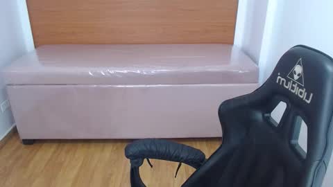 catalina25_t online show from 13, 10, 2025