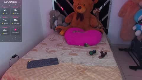 Snapshot of catalina_smith__ chatting on 27, 2, 2025 Catalina online show from 27, 2, 2025