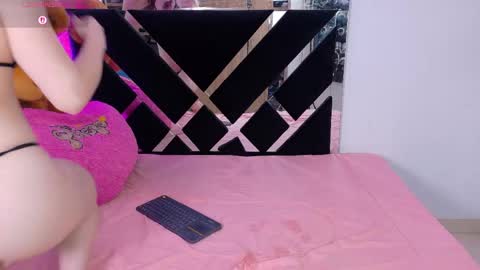 Catalina  online show from 21, 4, 2026