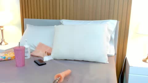 Catalina online show from 21, 12, 2025