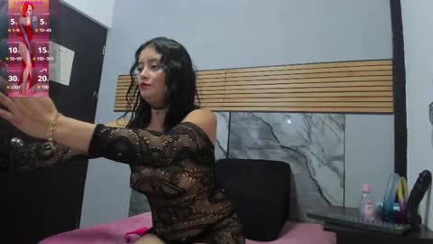 Snapshot of catalinaa32 chatting on 28, 5, 2026 catalina online show from 28, 5, 2026