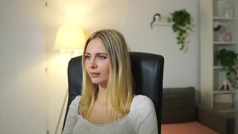 catecrago  online show from 14, 10, 2025