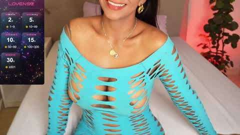 Snapshot of caterinezapataa chatting on 7, 1, 2025 Caterine Zapata online show from 7, 1, 2025