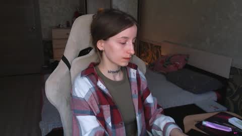 Snapshot of cath_dysphoria_ chatting on 1, 5, 2026 CATH online show from 1, 5, 2026